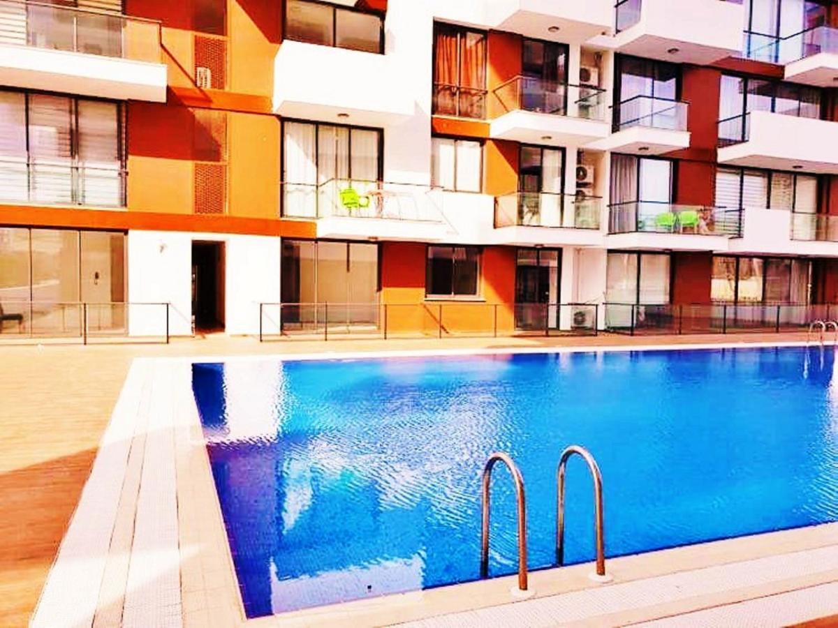 Uptown Holiday App & Pool Daily Rental Contactless Check In & Check Out Famagusta  Ngoại thất bức ảnh