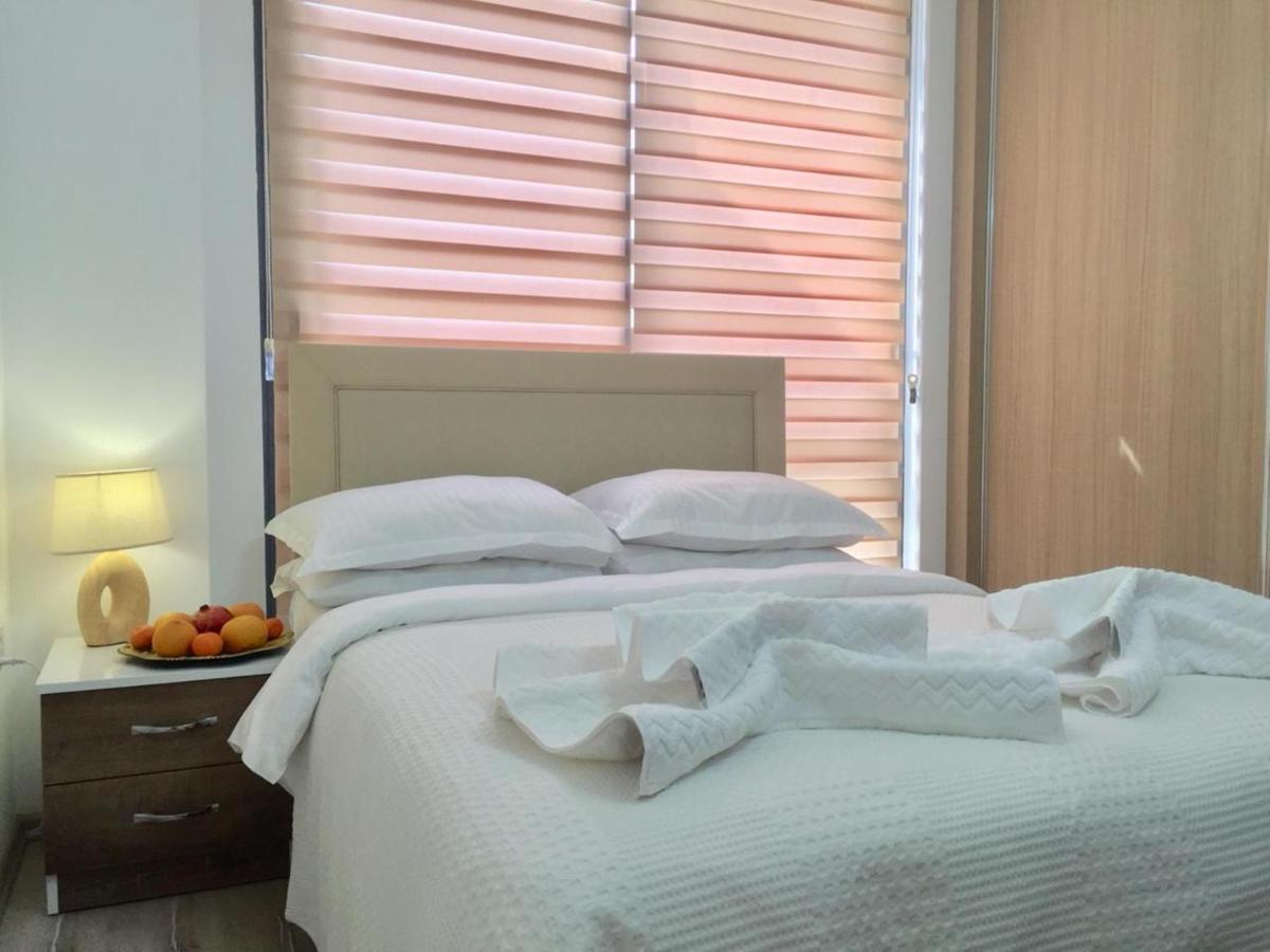 Uptown Holiday App & Pool Daily Rental Contactless Check In & Check Out Famagusta  Ngoại thất bức ảnh