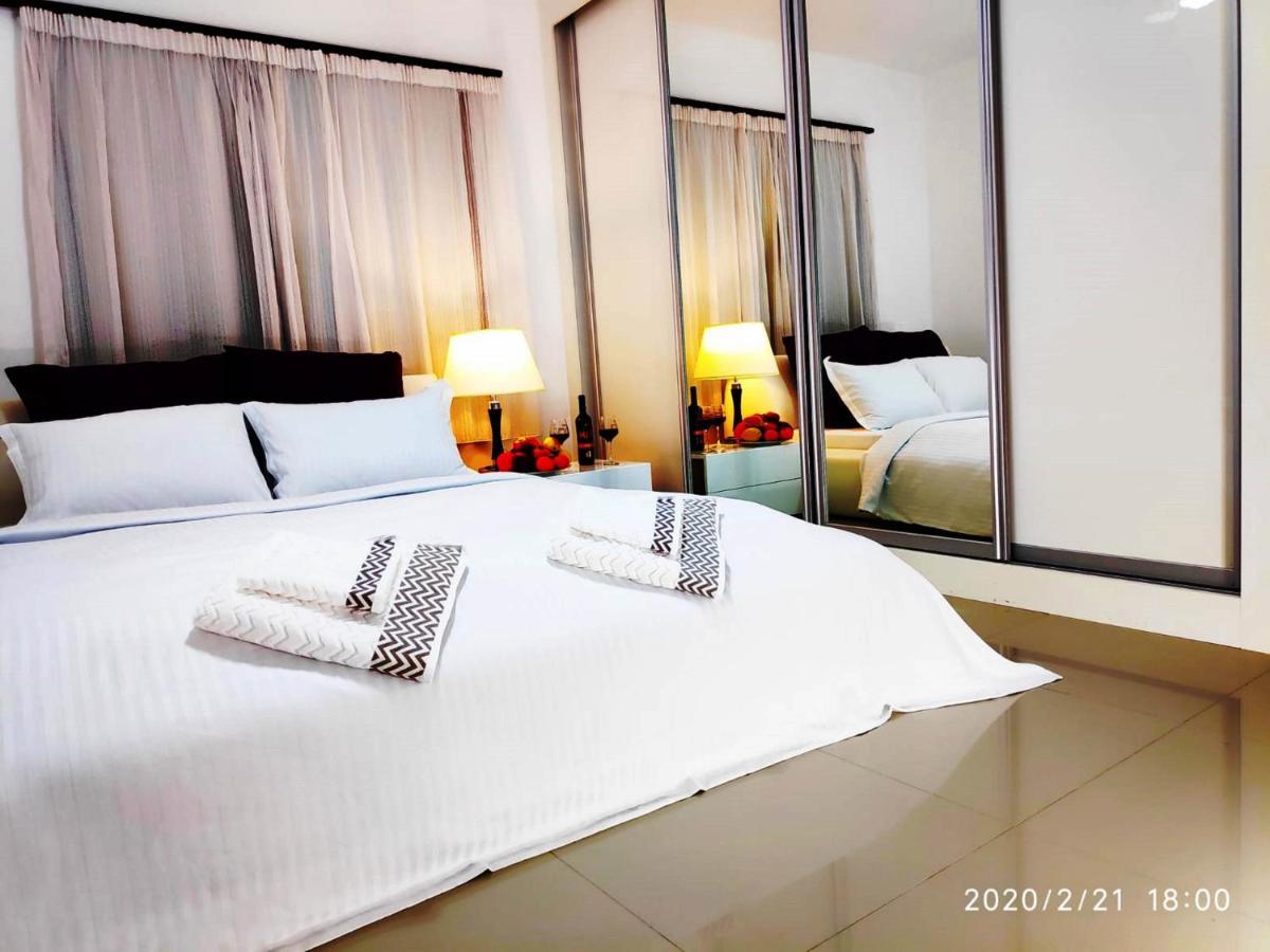 Uptown Holiday App & Pool Daily Rental Contactless Check In & Check Out Famagusta  Ngoại thất bức ảnh