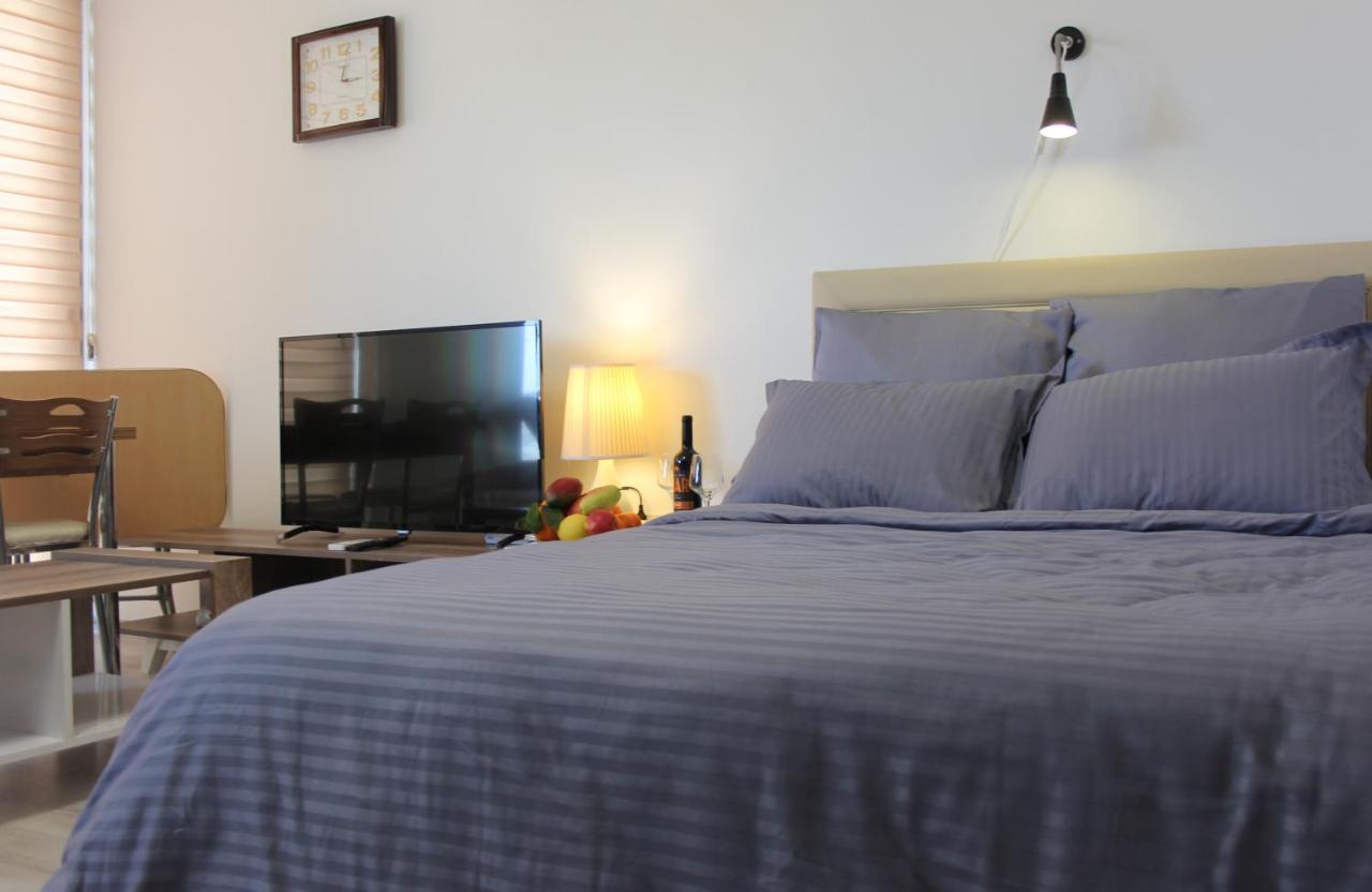 Uptown Holiday App & Pool Daily Rental Contactless Check In & Check Out Famagusta  Ngoại thất bức ảnh