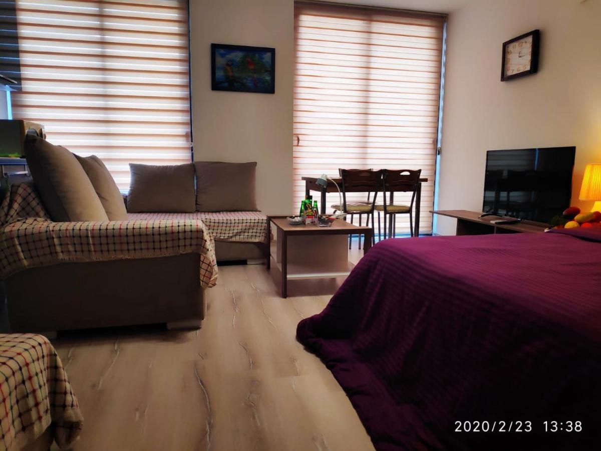 Uptown Holiday App & Pool Daily Rental Contactless Check In & Check Out Famagusta  Ngoại thất bức ảnh