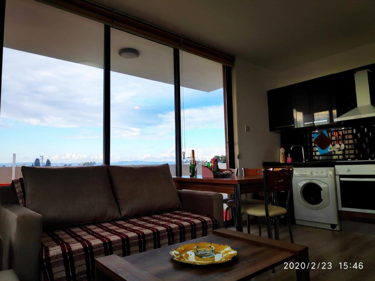 Uptown Holiday App & Pool Daily Rental Contactless Check In & Check Out Famagusta  Ngoại thất bức ảnh